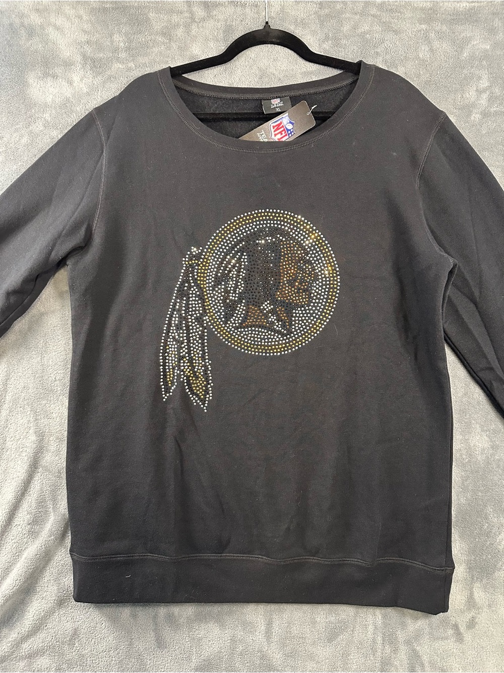 Washington Redskins NFL Bedazzled Sweatshirt – Women’s XL